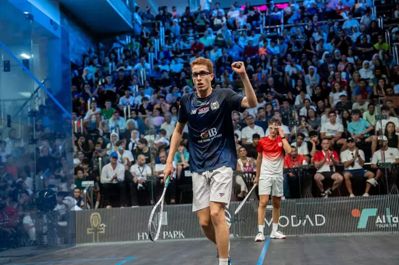 تألق محمد زكريا: تحقيقه برونزية بطولة العالم للاسكواش للناشئين للمرة الثانية