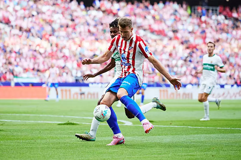 أتلتيكو مدريد يواجه صعوبات جديدة بالتعادل مع إلتشي في الليغا