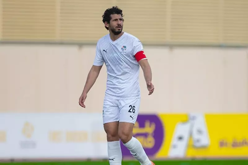 أثر اللاعبين المصريين على نجاح الدوري السعودي من خلال تجربة نيوم الفريق 22