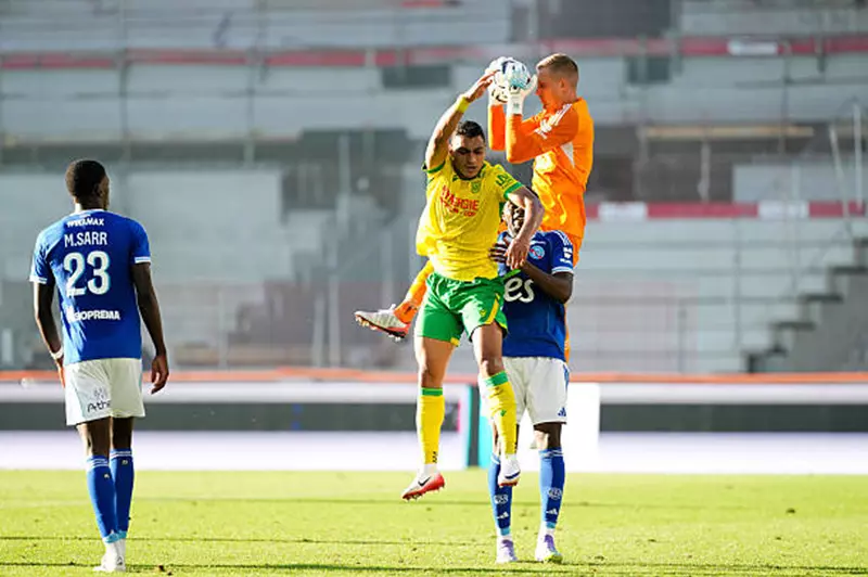 أداء مصطفى محمد المميز: تحليل تمريراته وتسديداته أمام ستراسبورج