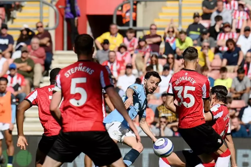 استثمار ساوثامبتون في صفقات جديدة بعد بيع فيرنانديز