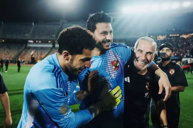 استراتيجيات اختيار حارس المرمى في الأهلي: مقارنة بين الشناوي وشوبير