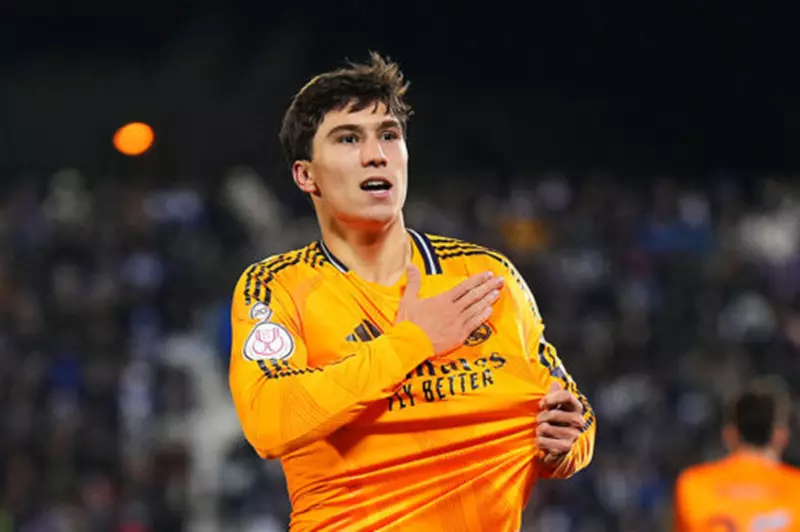 استراتيجيات ريال مدريد لتجديد عقد جونزالو جارسيا وتأثيرها على الفريق