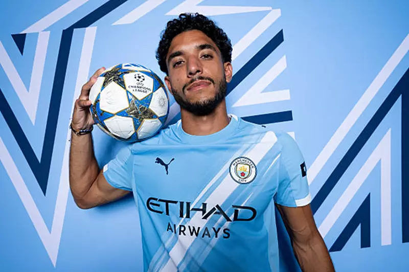 البداية والنهاية خارج ملعبه: تحليل شامل لمباريات عمر مرموش مع مانشستر سيتي في دوري أبطال أوروبا