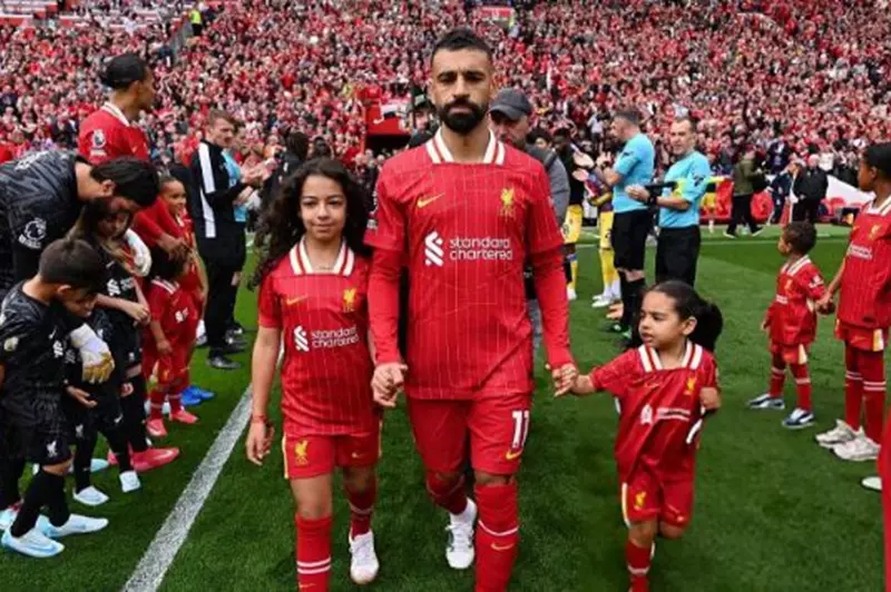 الحذاء الذهبي محمد صلاح: رحلة الإنجازات والجوائز الفردية