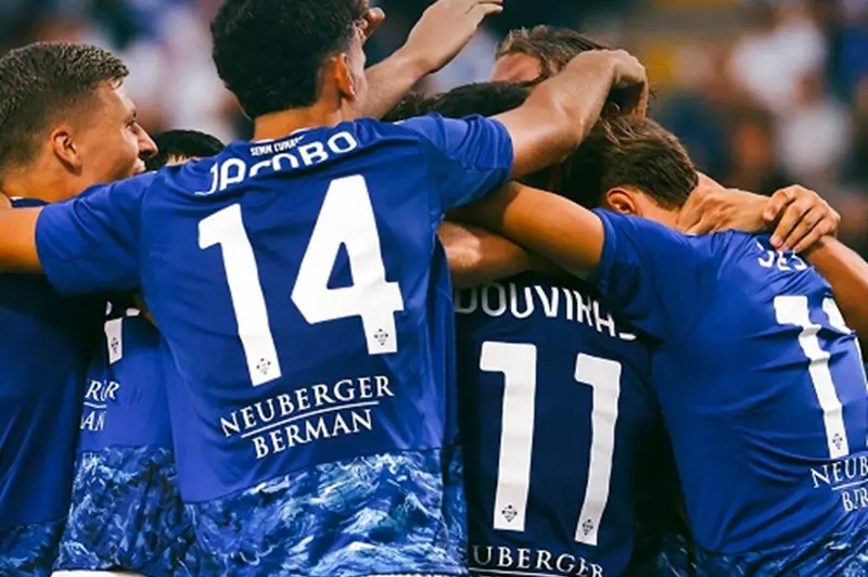 الدوري الإيطالي: فيورنتينا يتعثر وكومو يتألق أمام لاتسيو