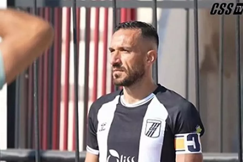 الصفاقسي ينتظر نتائج الفحوصات الطبية لتحديد غياب علي معلول