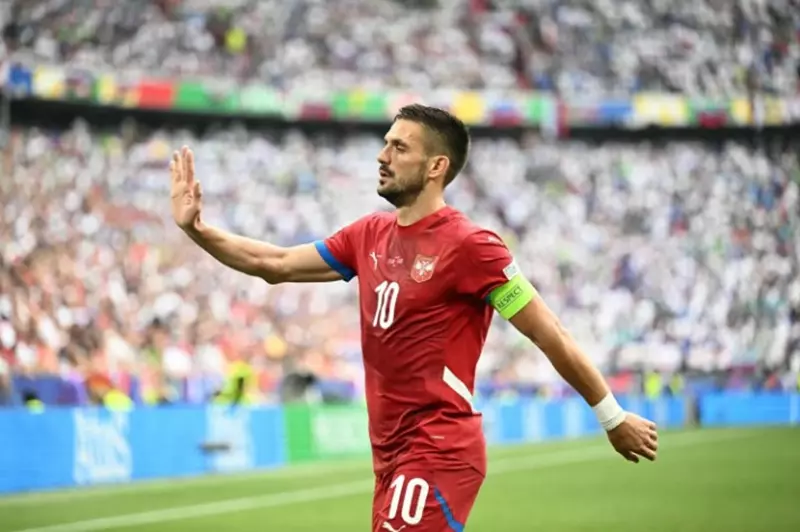 الوحدة الإماراتي يضم دوشان تاديتش بصفقة حقوق انتقال حرة