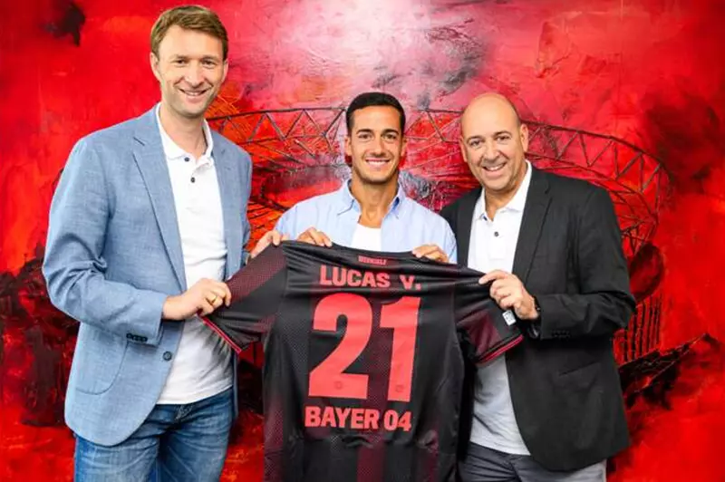 باير ليفركوزن يوقع رسميًا مع اللاعب فاسكيز لتعزيز صفوف الفريق