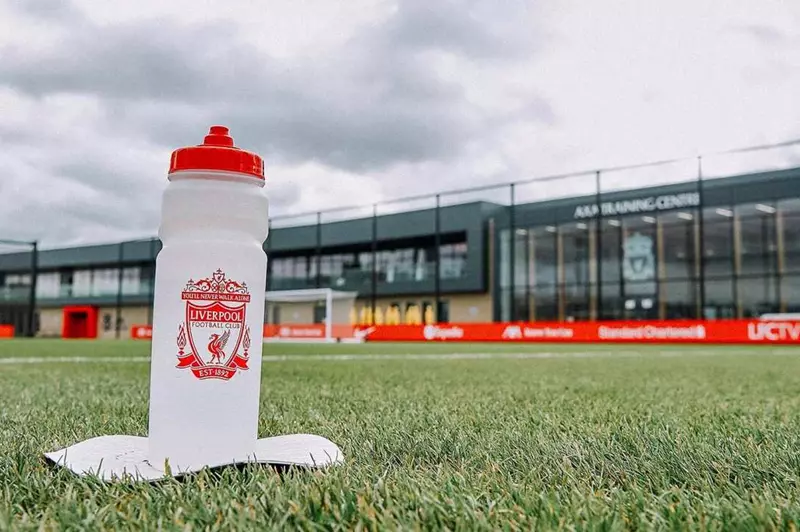 تأثير البطاقة الحمراء على تشكيلة ليفربول أمام بورنموث: موقف اللاعبين الثلاثة المحددين