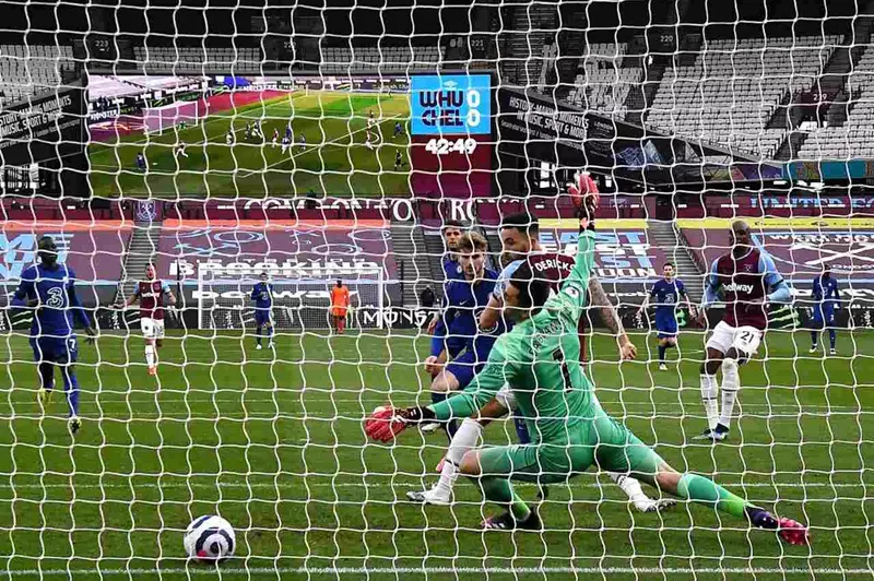 تاريخ مثير والفوز الأكبر: “الموقعة 125” بين وست هام وتشيلسي