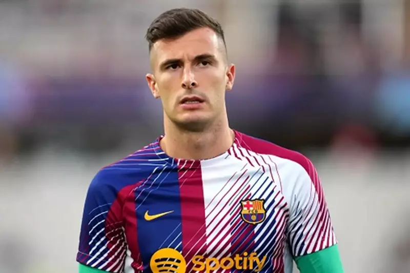 تحليل مستجدات انتقالات برشلونة بعد أزمة التسجيل وفتح باب مغادرة بينيا