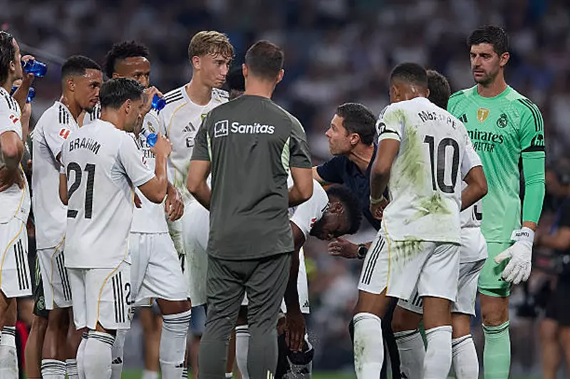 تحولات أسلوب لعب ريال مدريد تحت قيادة تشابي ألونسو: كيلومترات إضافية ودفاع محصن