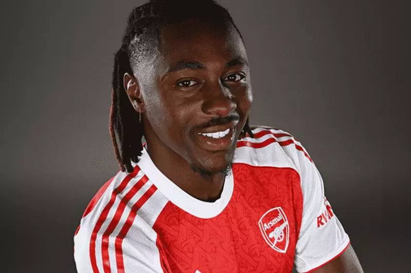 تحولات إيزي: من البكاء إلى العودة المظفرة لأرسنال