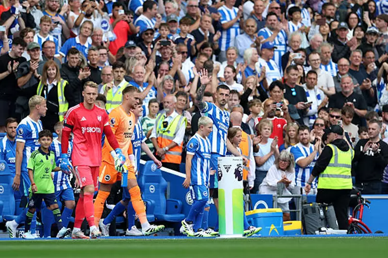 تداعيات أزمة صحية تؤدي لوفاة مشجع برايتون خلال مباراة فولهام