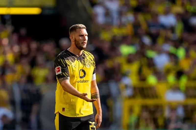 تداعيات رحيل زوله على استراتيجية دفاع دورتموند في الموسم القادم