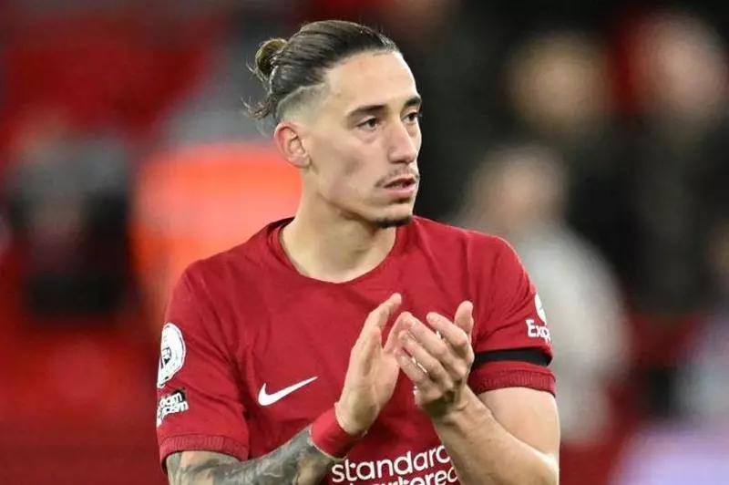 تسيميكاس في خطواته الأولى نحو روما بعد مغادرة ليفربول