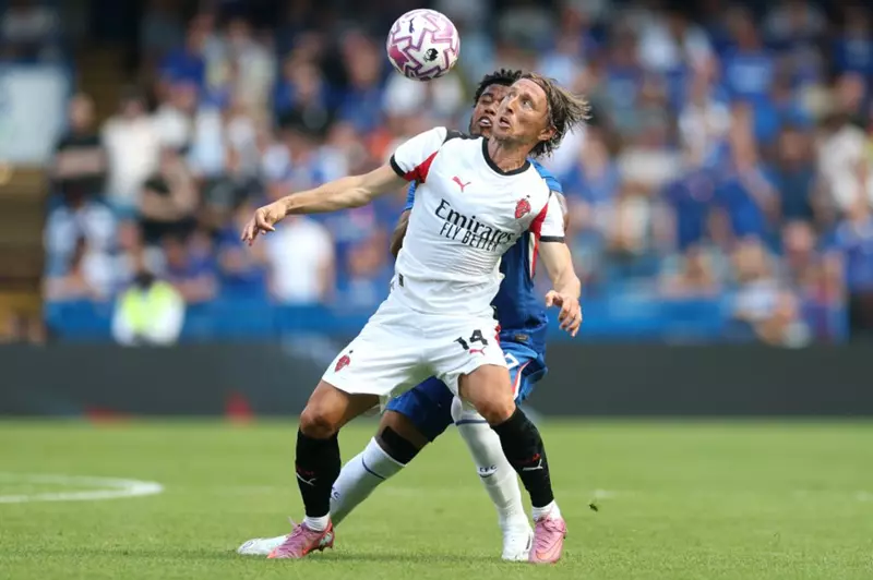 تشيلسي يحقق فوزًا ساحقًا على ميلان في مباراة ودية بمشاركة مودريتش