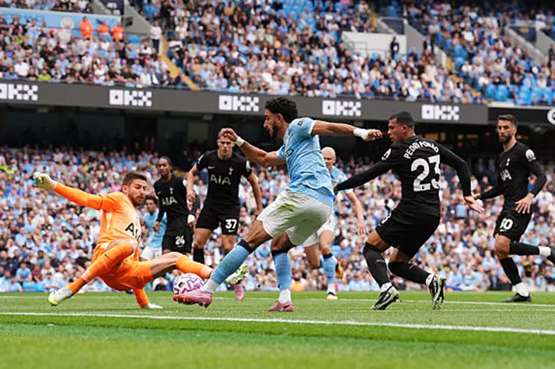 توتنهام يحقق فوزًا تاريخيًا على مانشستر سيتي في الدوري الإنجليزي