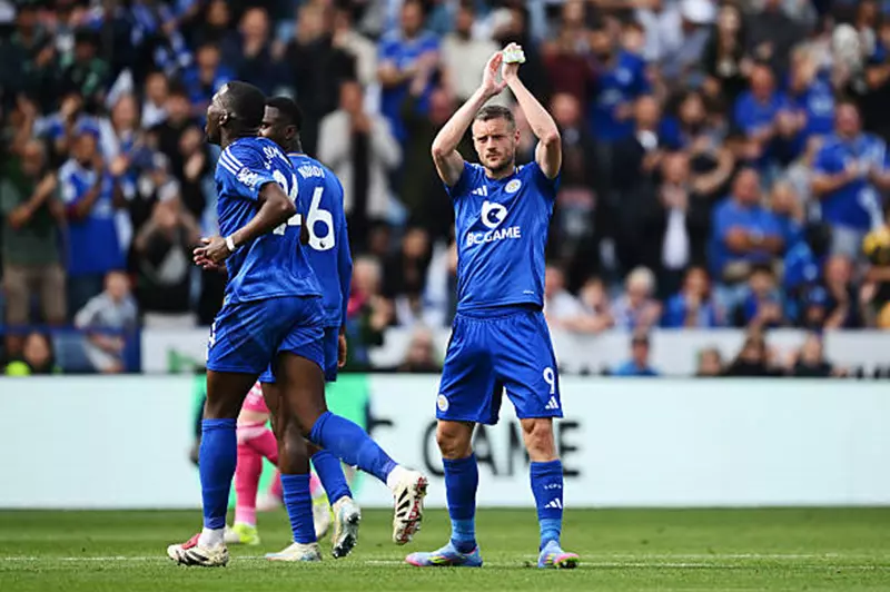 توقعات انتقال فاردي: صحيفة إيطالية تنفي الشائعات بشأن كريمونيزي