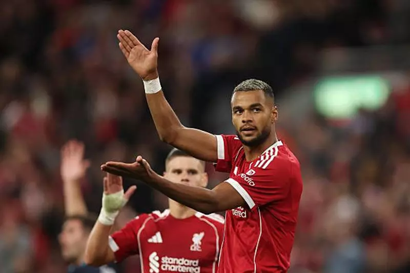 جاكبو يكشف عن حماسه لمواجهة كريستال بالاس في انطلاقة الموسم الجديد