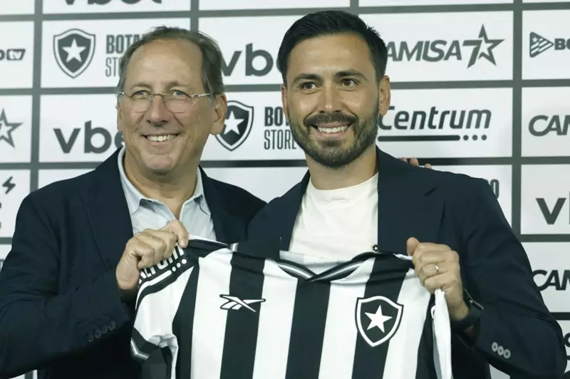 ديفيد أنشيلوتي وتحديات ما بعد إقصاء بوتافوجو القاري