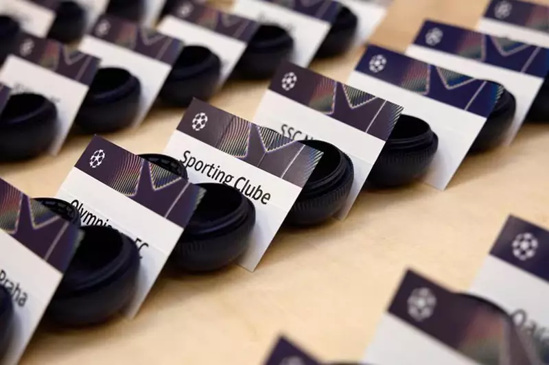 ديناميكيات المنافسة في دوري الأبطال: تأثير الموت والدروس المستفادة من برشلونة