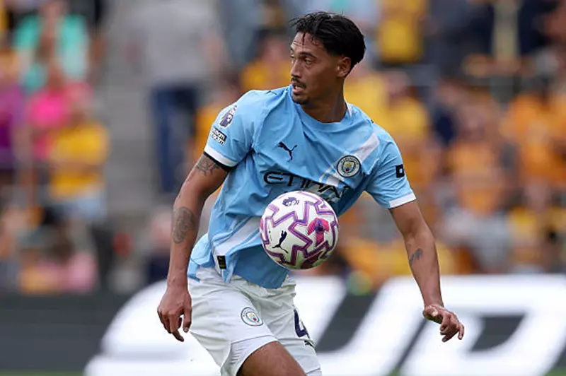 رايندرز يبهر الجماهير في debutه الأول مع مانشستر سيتي بالدوري الإنجليزي