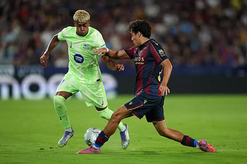 ريمونتادا مثيرة: برشلونة يحقق فوزاً قاتلاً على ليفانتي في الدوري الإسباني