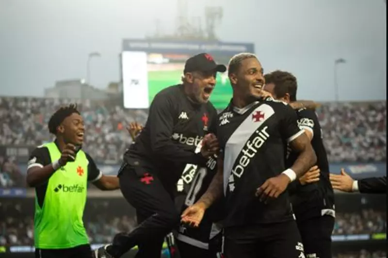 سانتوس يواجه هزيمة مدوية أمام فاسكو دا جاما في الدوري البرازيلي