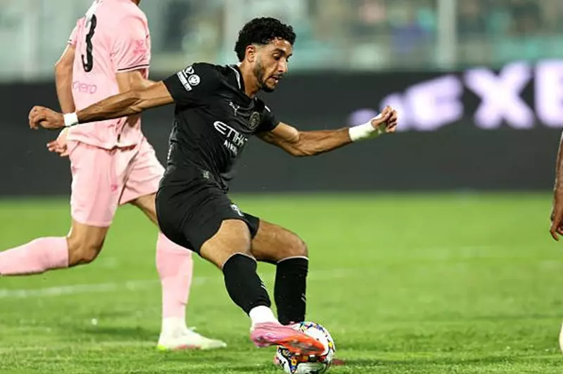 صباح كرة القدم الأوروبية: حقائق وأرقام لنجوم ملهمين