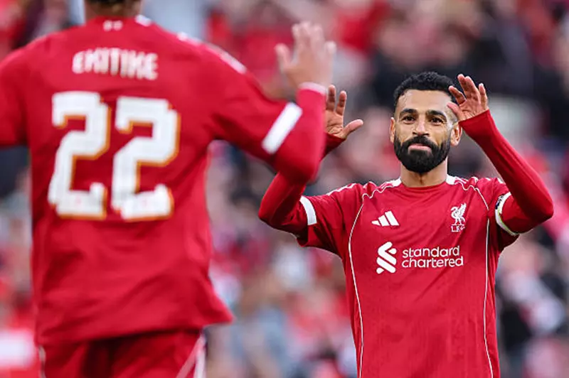 صلاح قائد الفريق ونجوم جدد: تشكيل ليفربول لمواجهة كريستال بالاس في الدرع الخيرية