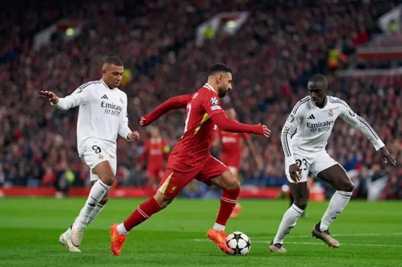 صلاح ومرموش يتأهبان لمواجهة التحدي الأصعب أمام ريال مدريد في دوري الأبطال