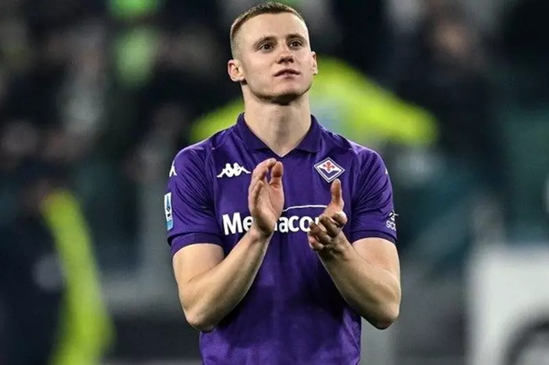 عرض مغري من الهلال: 35 مليون يورو لضم مدافع فيورنتينا