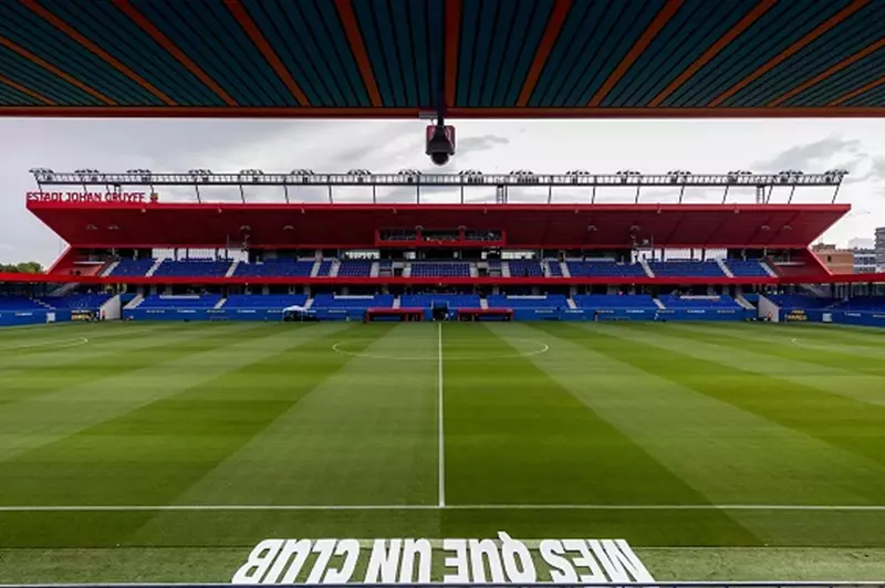 عودة برشلونة إلى ملعب يوهان كرويف: هل ينجح في استعادة الأمل أمام فالنسيا؟