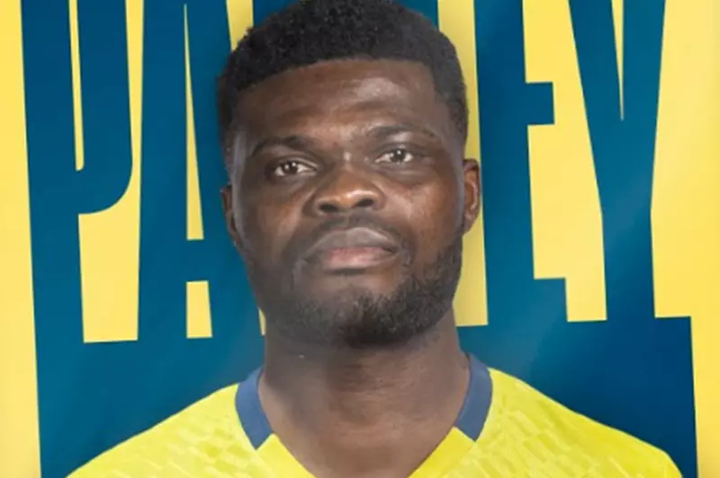 فياريال يوقع مع توماس بارتي بعد الإفراج عنه بعقد سنتين