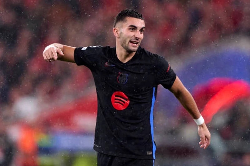 فيران توريس يتمسك بناديه رغم الإغراءات السعودية