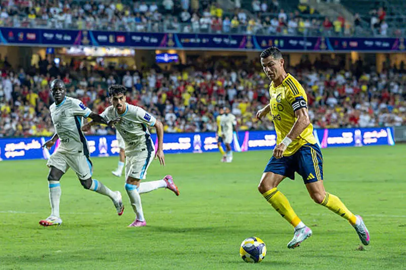 كأس السوبر السعودي يتأرجح بالتعادل بين الاتحاد والنصر في الشوط الأول