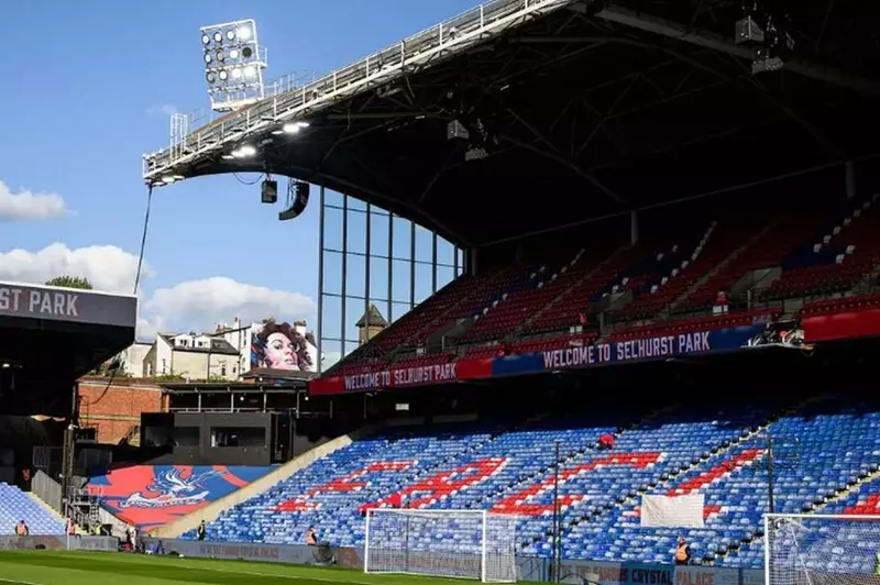 كريستال بالاس يتحدى ظلم الاستبعاد من الدوري الأوروبي