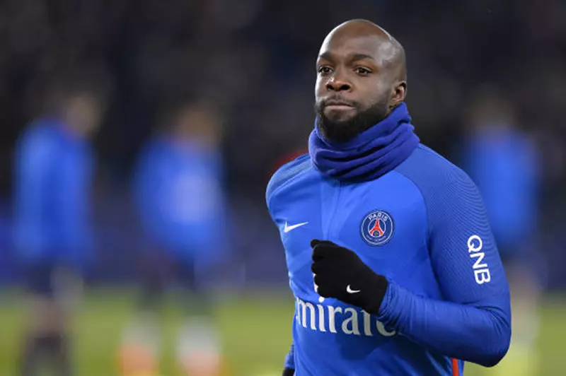 لاسانا ديارا يرفع دعوى ضد فيفا مطالبًا بتعويض ضخم