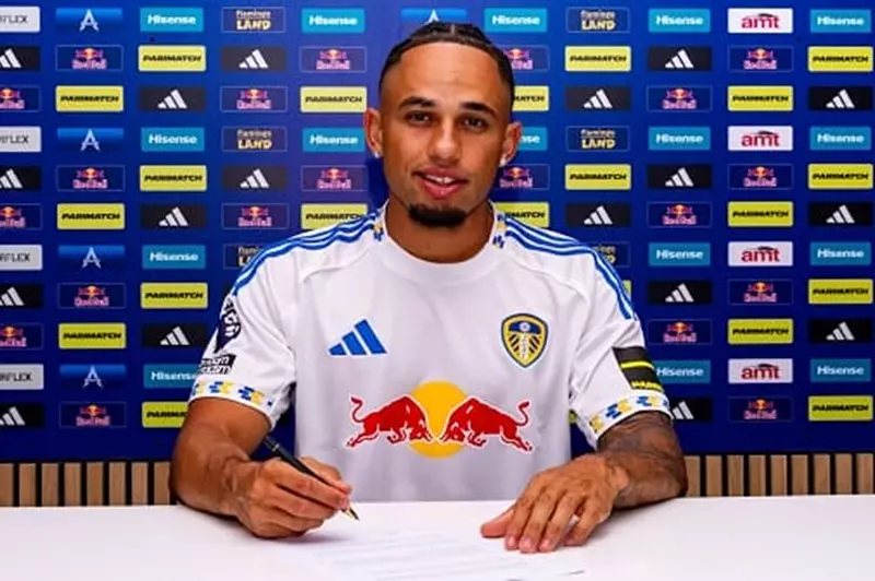 ليدز يونايتد يضرب بقوة بالتعاقد مع أوكافور من ميلان