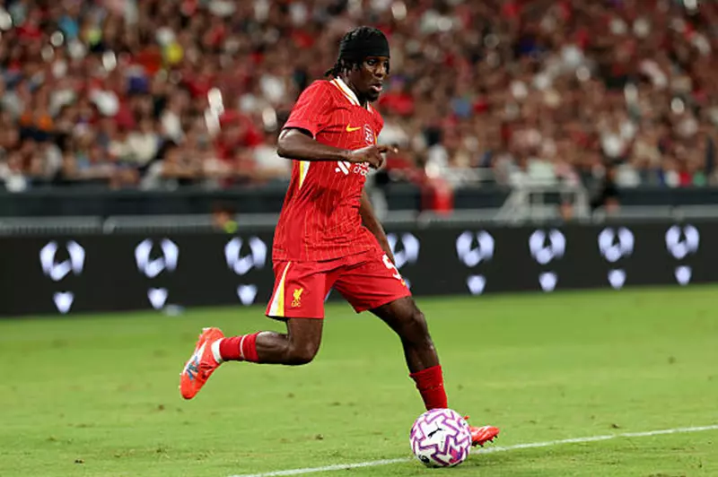 ليفربول يؤكد غياب فريمبونج حتى انتهاء التوقف الدولي