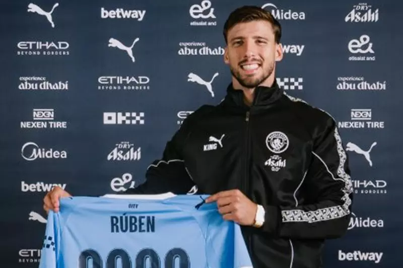 مانشستر سيتي يؤكد تجديد عقد روبن دياز حتى 2029