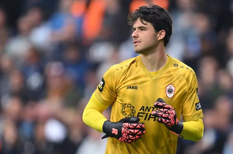 مانشستر يونايتد ينجح في إبرام اتفاق مع حارس مرمى رويال أنتويرب