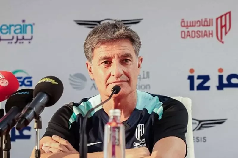 مدرب القادسية يبرز استحقاق الفريق للتأهل لنهائي السوبر السعودي بعد انسحاب الهلال