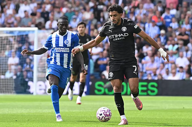 مرموش يسجل هدفه الأول مع مانشستر سيتي بعد 1295 دقيقة في الدوري الإنجليزي