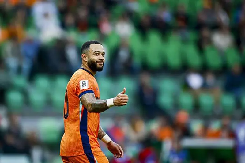 مستقبل ديباي بين الأضواء الأوروبية ورحيله المحتمل عن كورينثيانز