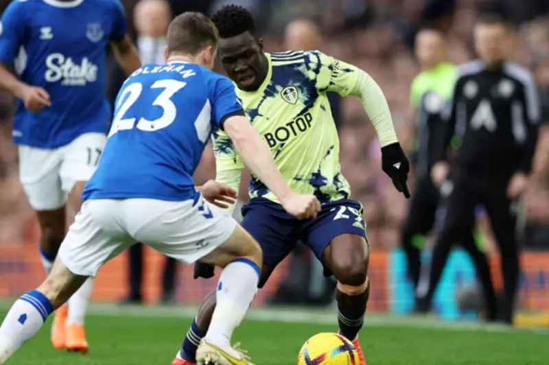 منافسات اليوم: صراع ليدز وإيفرتون وملحق الأفروباسكت