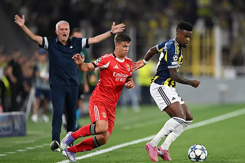 مورينيو خارج دوري أبطال أوروبا: تعادل فنربخشة وبنفيكا يثير القلق