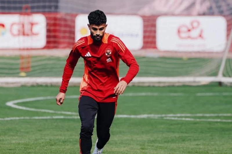 موقف أحمد رضا من مواجهة فاركو: تفاصيل وآراء من داخل الأهلي